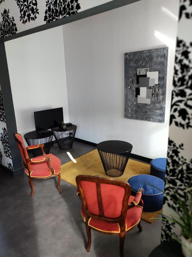 L'Amarante Chambres D'Hotes Ou Gite Citadin ธูส์ ภายนอก รูปภาพ
