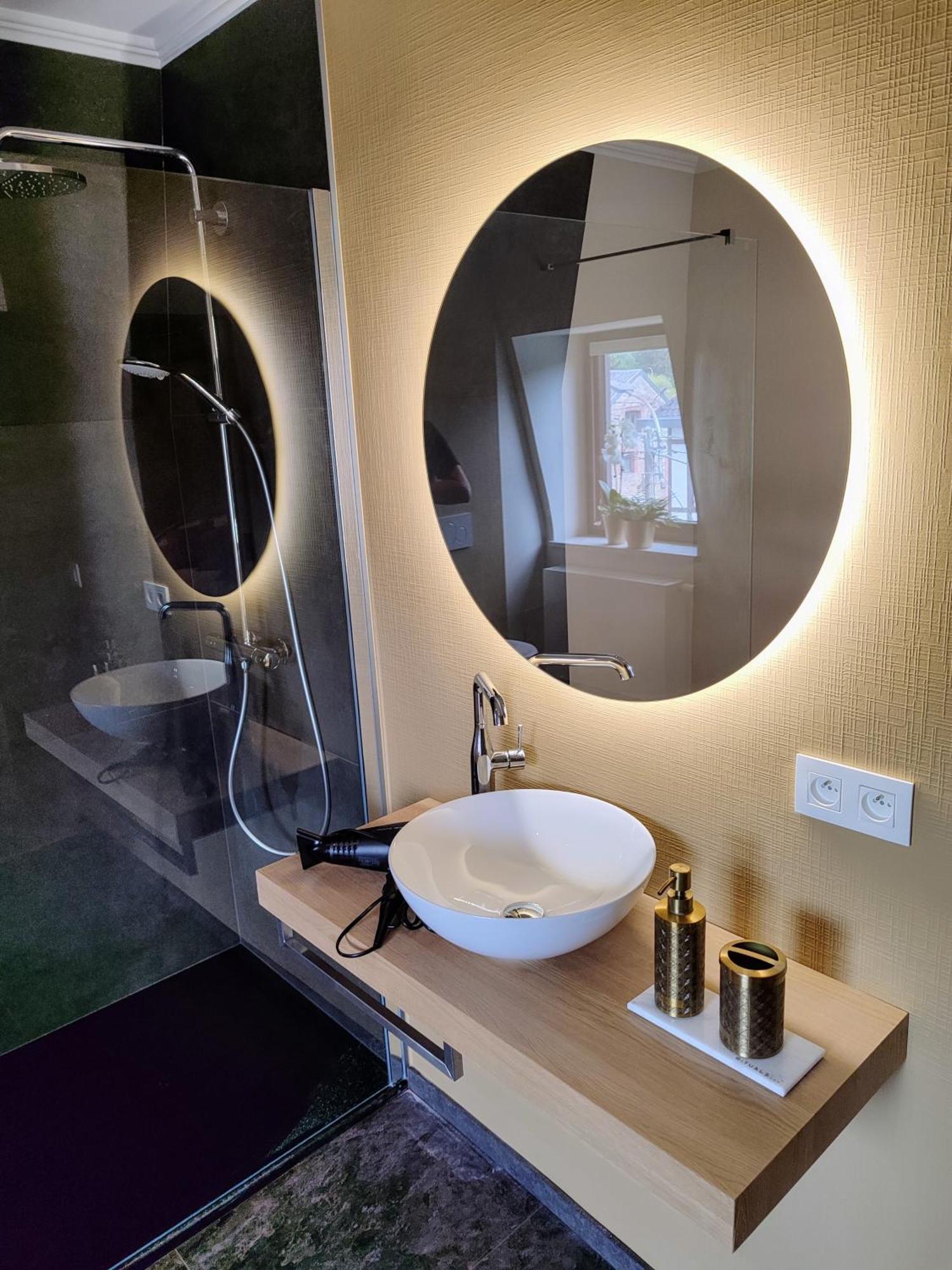 L'Amarante Chambres D'Hotes Ou Gite Citadin ธูส์ ภายนอก รูปภาพ